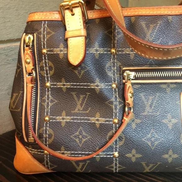 LV Limited Edition Riveting Monogram Bag - Picture 3 of 17
